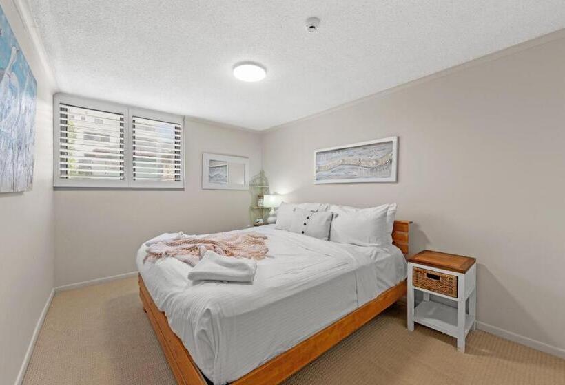 Апартаменты 3 Спальни Вид на Бассейн, Northwind Beachfront Apartments