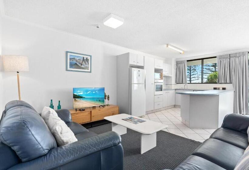 Апартаменты 2 Спальни Вид на Море, Northwind Beachfront Apartments