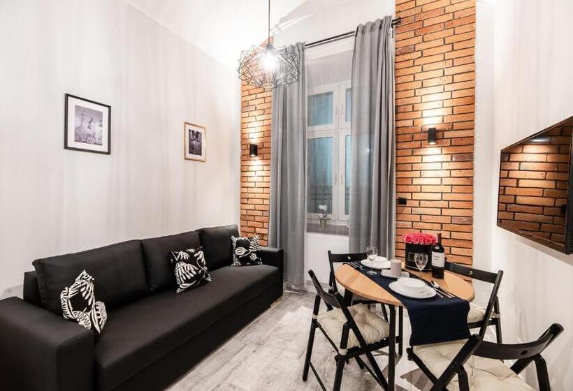 דירת דופלקס בת חדר שינה 1, Dietla 32 Residence   Ideal Location In The Heart Of Krakow, Between Main Square And Kazimierz Distr
