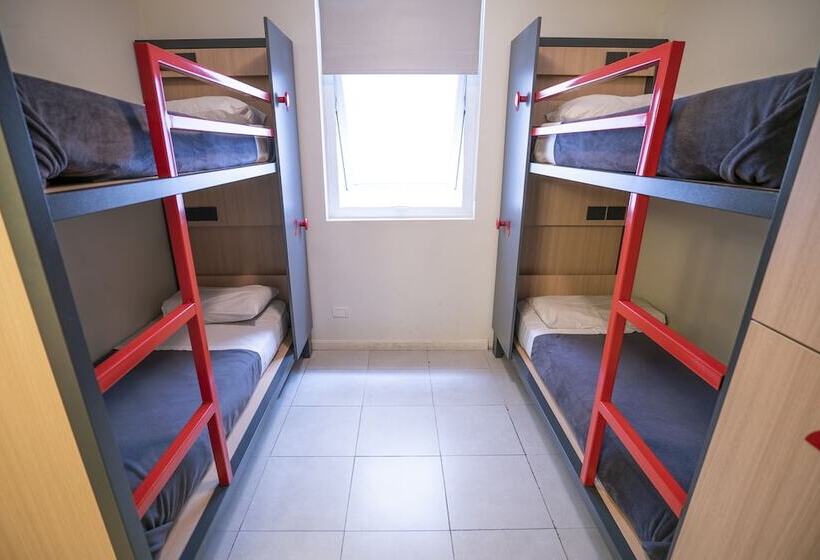 تختخواب در اتاق مشترک, America Del Sur Hostel Buenos Aires