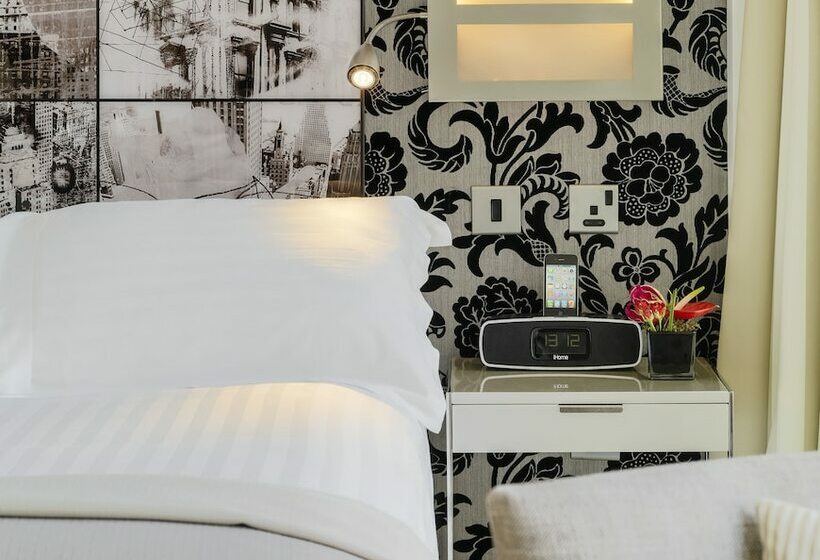 Номер Deluxe, H10 London Waterloo