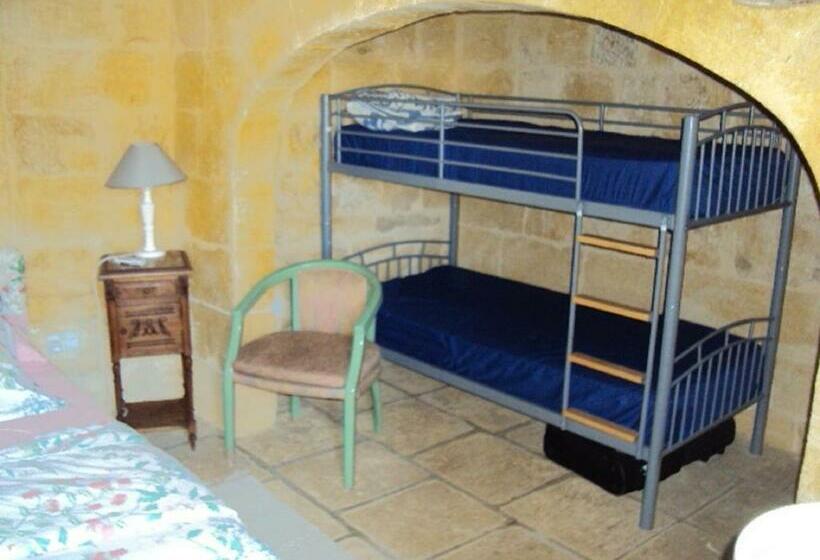 اتاق استاندارد چهار تخته, La Gozitaine