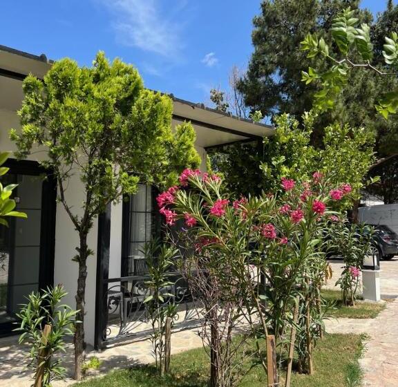 Номер Стандарт Вид на Сад, Otel Beyaz İnci