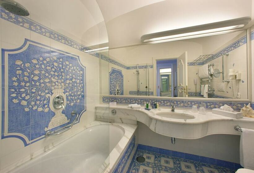 غرفة كلاسيكية مطلّة علي المدينة, Grand Hotel La Favorita