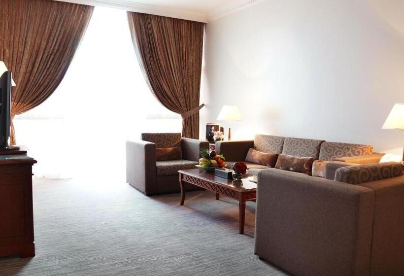 Júnior Suíte com Hidromassagem, Executives Hotel   Olaya