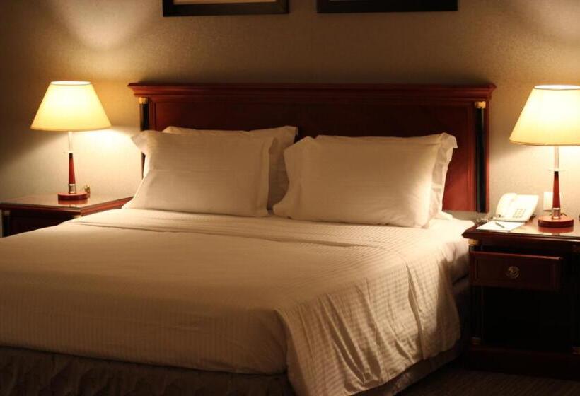 Полулюкс, Executives Hotel   Olaya