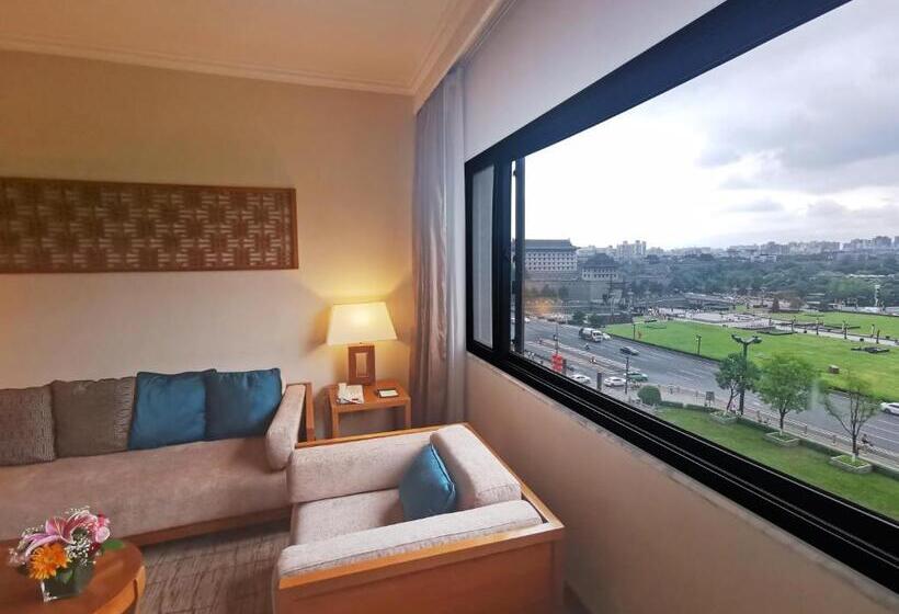 Семейные Апартаменты, Xi An Dajing Castle