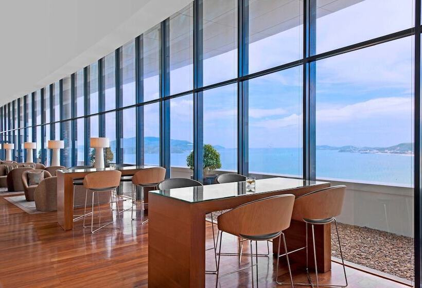 سوئیت پرزیدنت, Sheraton Nha Trang Hotel & Spa