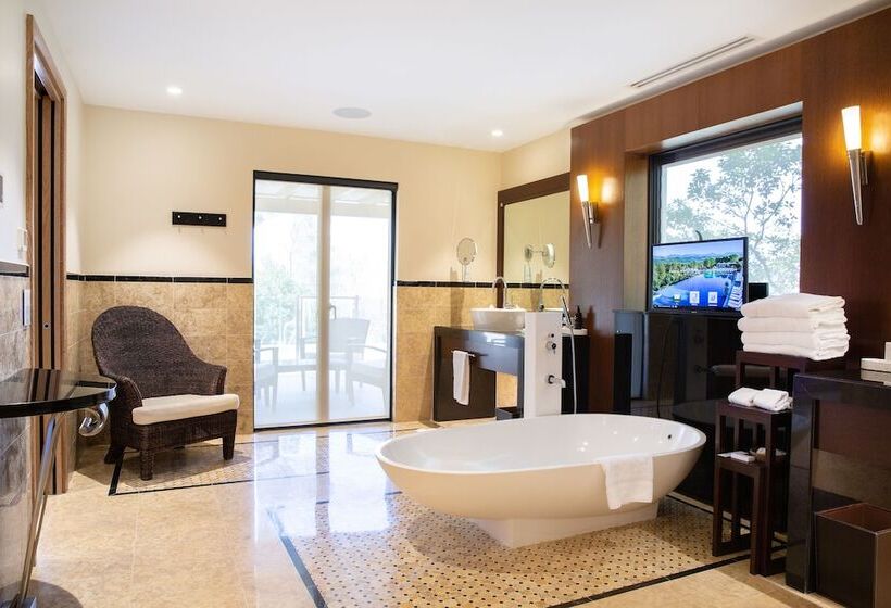Вилла 1 Спальня, Terre Blanche Hotel Spa Golf Resort