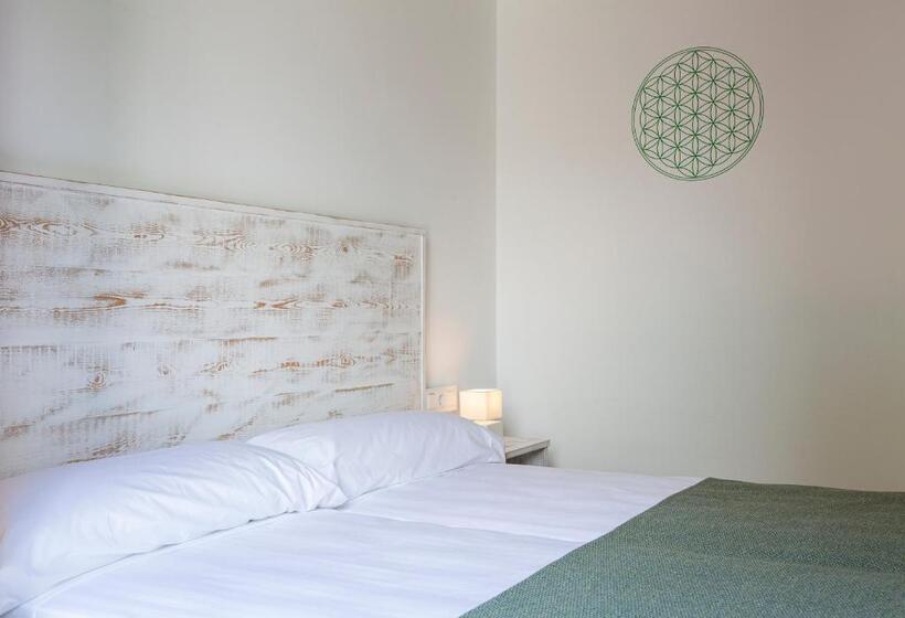 Номер Стандарт с Террасой, Ad Hoc Vitae Retreats & Health Only Adults