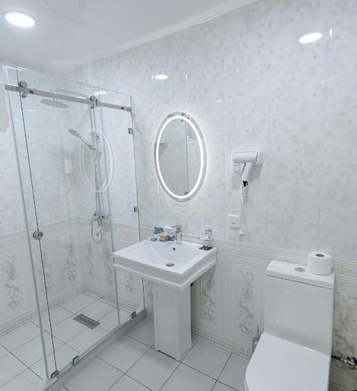标准三人间, Royal Hotel Samarkand