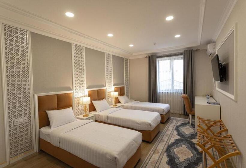 חדר סטנדרט לשלושה, Royal Hotel Samarkand