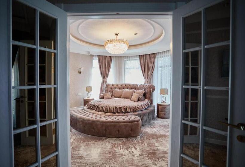 סוויטה, Royal Hotel Samarkand