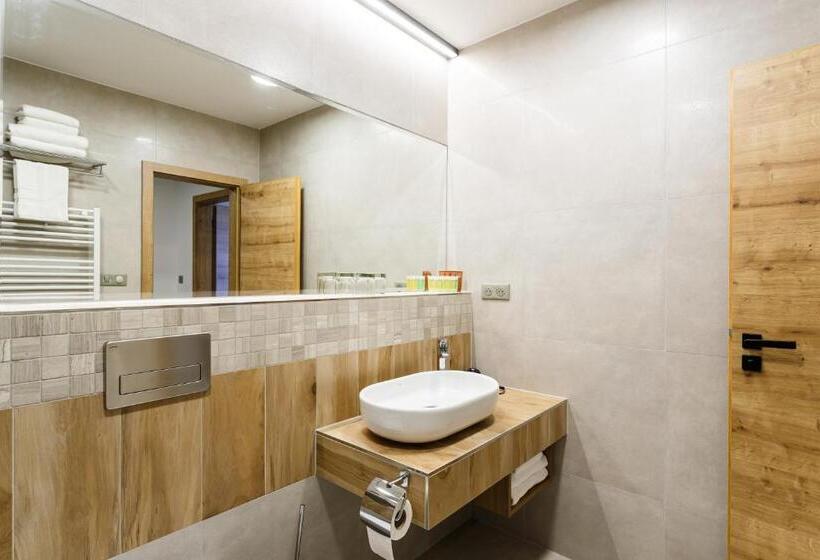 带阳台套房, Restaurace A Penzion Pod Lipami Metylovice