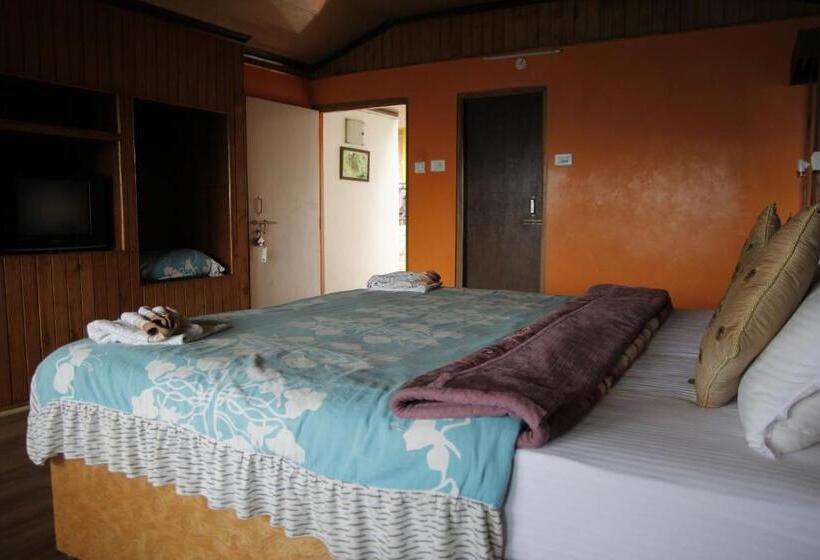 带花园景观和一个卧室的别墅, Vamoose Mandarin Village Resort