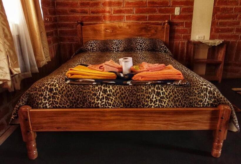 스탠다드 트리플 룸, Hostal El Vaquero