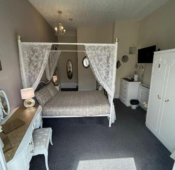 オーシャンビューデラックスルーム, The Little Emily   Room Only
