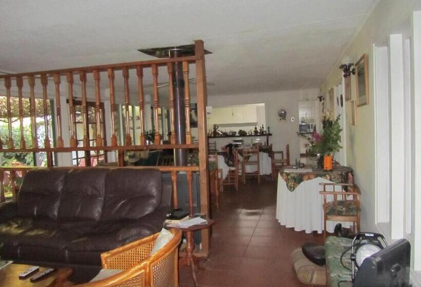 آپارتمان 2 خوابه, Hacienda Santa Clara