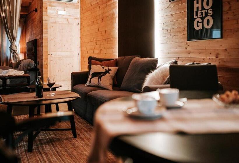 Хижина, L Anfora Country Club