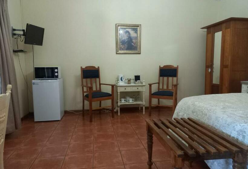 Номер Стандарт Вид на Сад, Avondrust Guest House