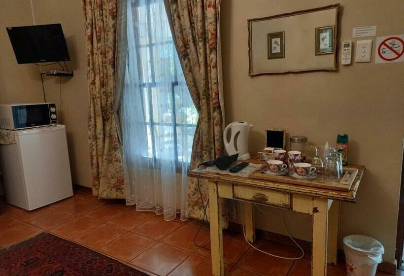 Номер Deluxe Вид на Сад, Avondrust Guest House