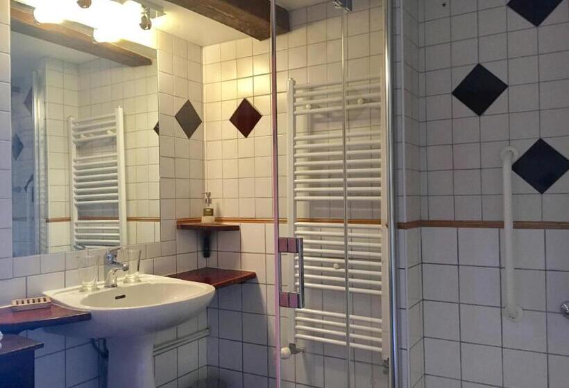 Номер Deluxe с Террасой, Chambre D'hôtes La Grange Des Ecrins