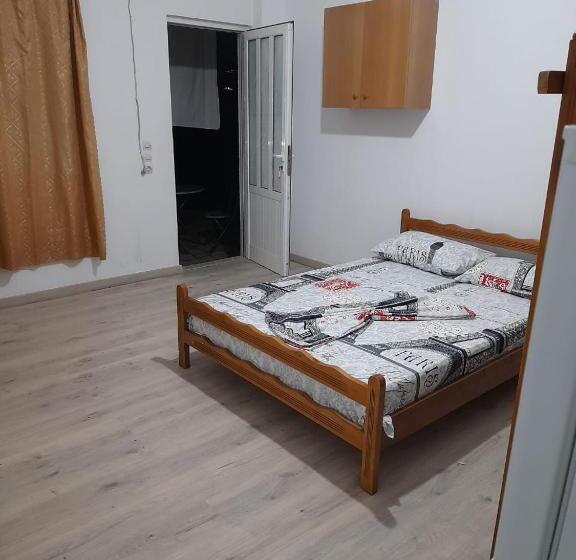 Четырехместный Номер Стандарт, Rooms By The Sea