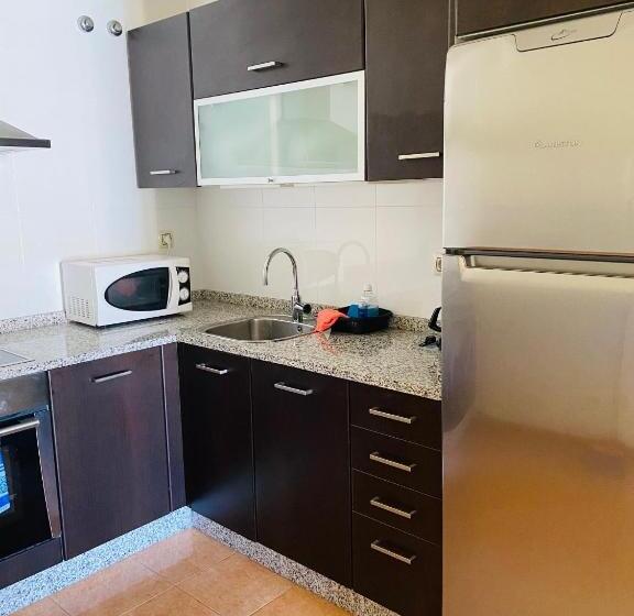 Апартаменты 2 Спальни, Av Apartamentos Lobios