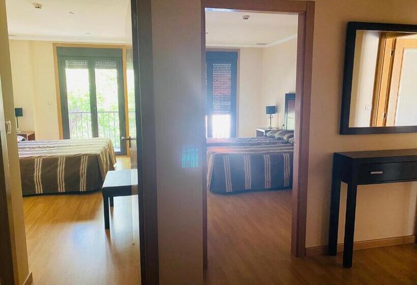 Апартаменты 2 Спальни, Av Apartamentos Lobios