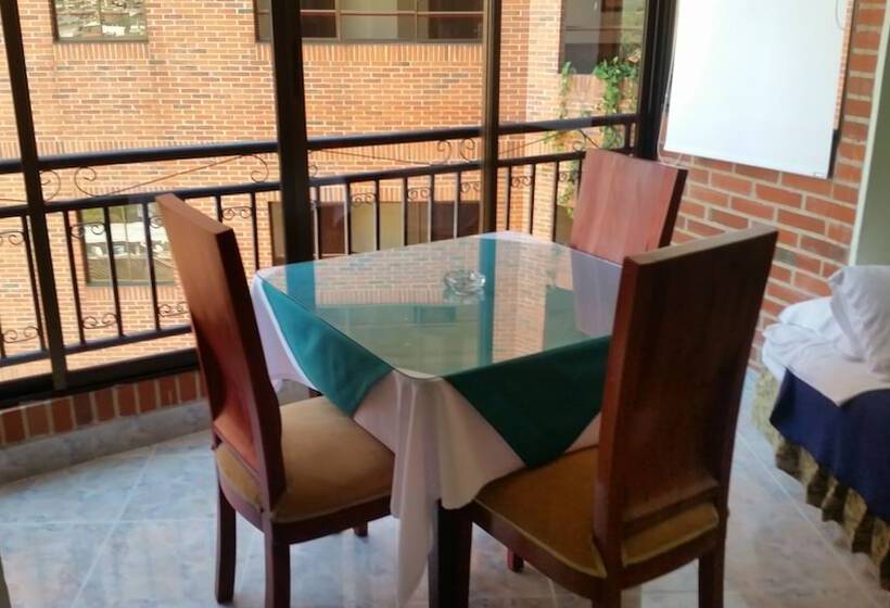 스탠다드 트리플 룸, Casa Morales Hotel Internacional Y Centro De Convenciones