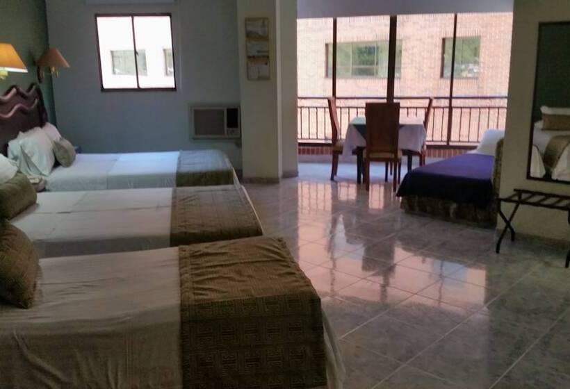 스탠다드 트리플 룸, Casa Morales Hotel Internacional Y Centro De Convenciones