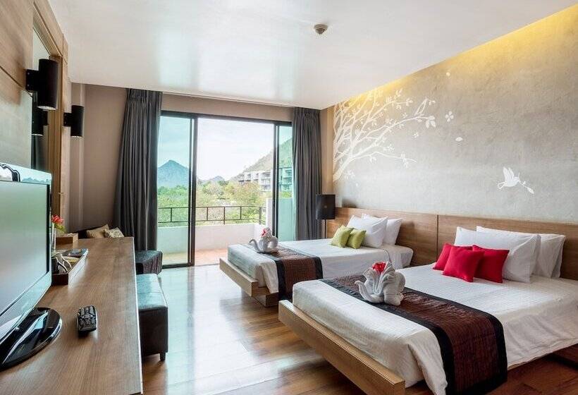 Номер Executive, The Greenery Resort Khao Yai