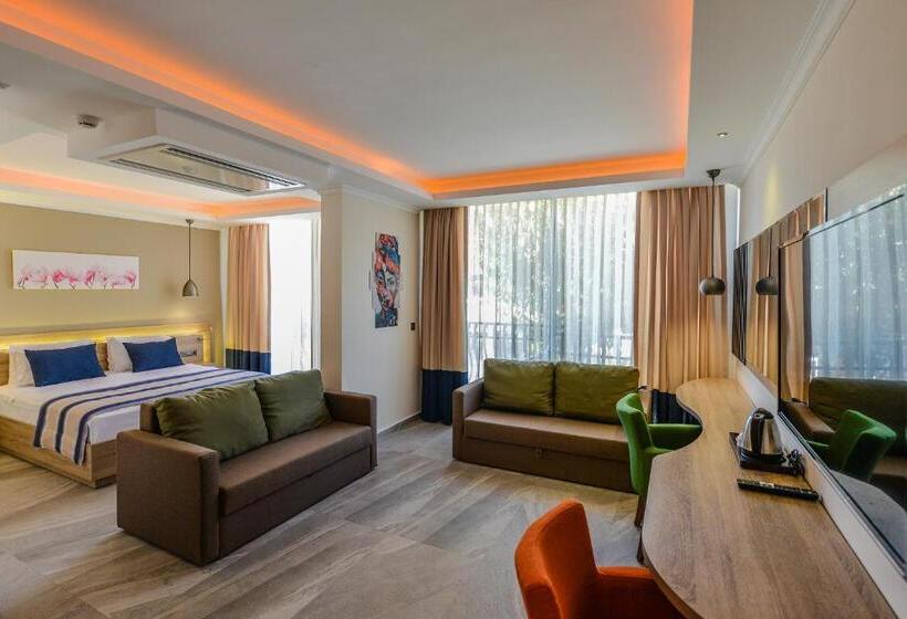 Трехместный Номер Deluxe, Seyir Village
