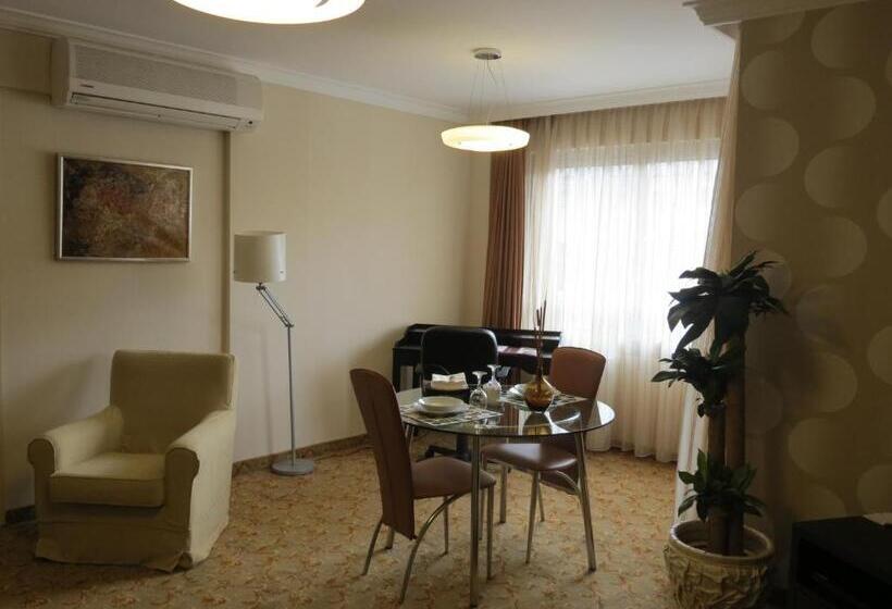 سوییت خانوادگی, Tempo Residence Comfort Izmir