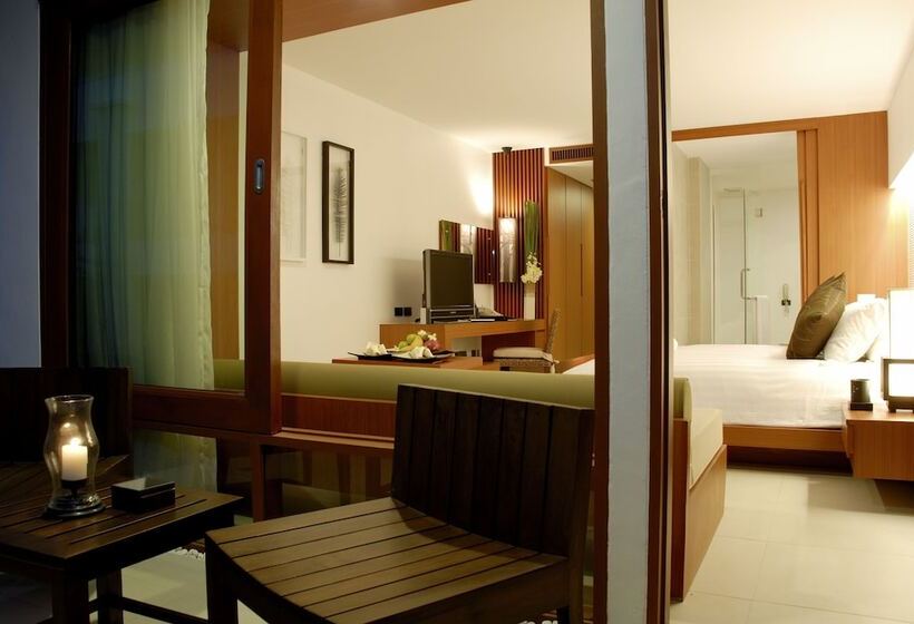 디럭스 룸, La Flora Resort Patong
