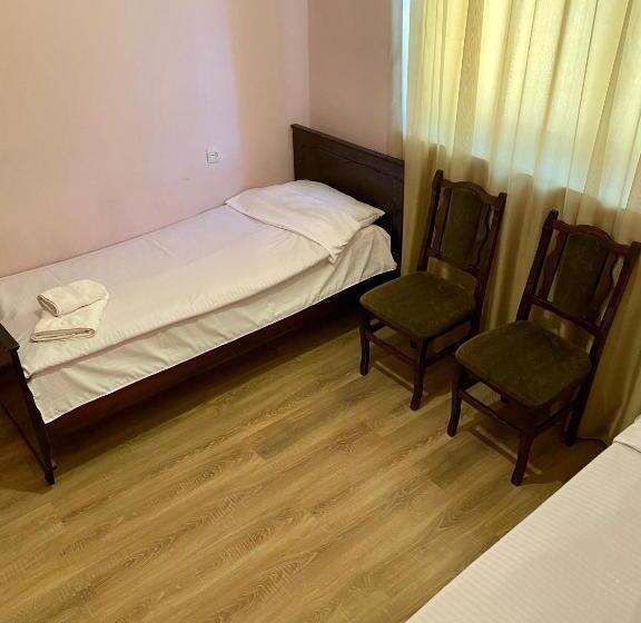 标准间, Noravank B&b