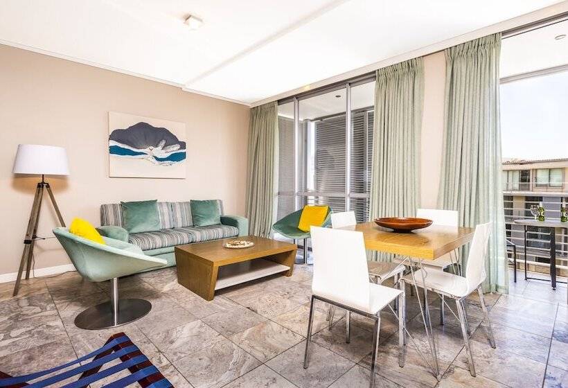 Студия Стандарт, Aha Harbour Bridge Hotel & Suites