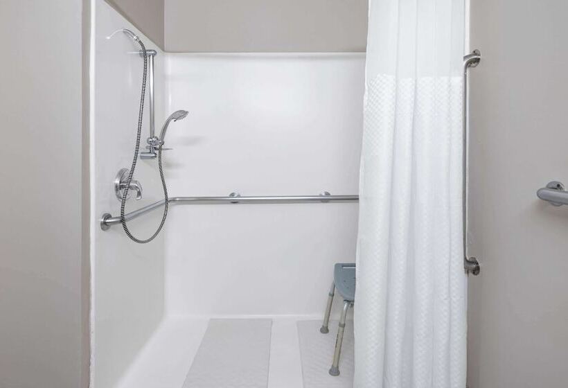 סוויטה דלוקס, Baymont By Wyndham Gurnee