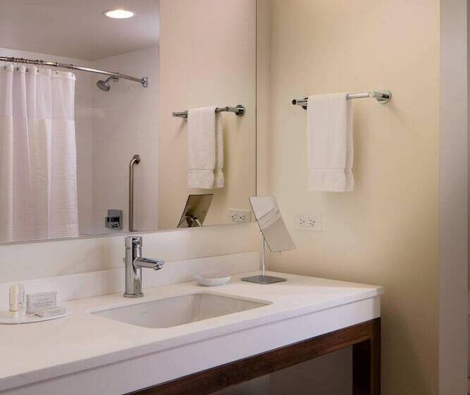 Номер Стандарт Двуспальная Кровать, Courtyard Miami Dadeland