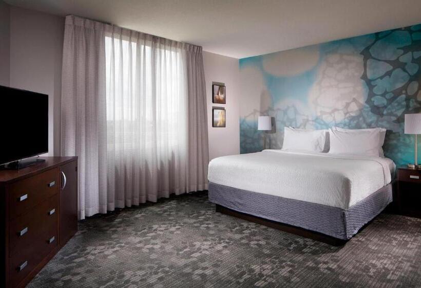 Президентский Люкс, Courtyard Miami Dadeland