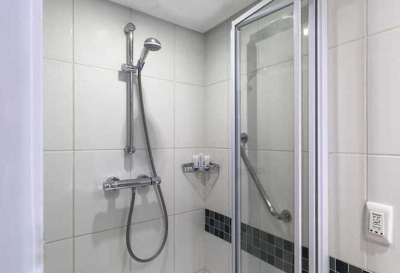 스탠다드 룸 더블 침대, Holiday Inn Express Sandton Woodmead, An Ihg