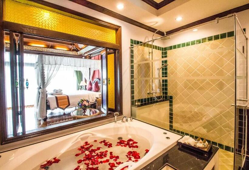 اتاق لوکس با تخت بزرگ, Villa Sirilanna