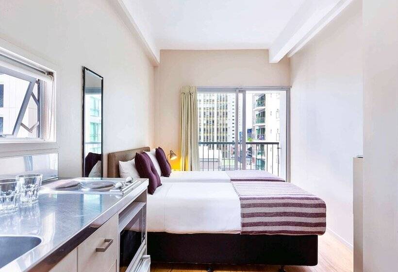 스탠다드 스튜디오, Ibis Budget Auckland Central