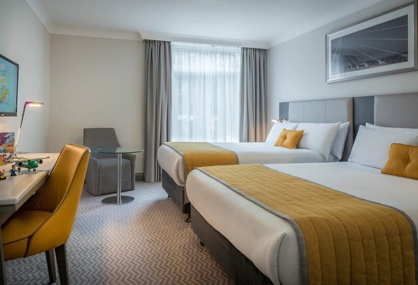 패밀리 룸, Maldron Hotel Dublin Airport