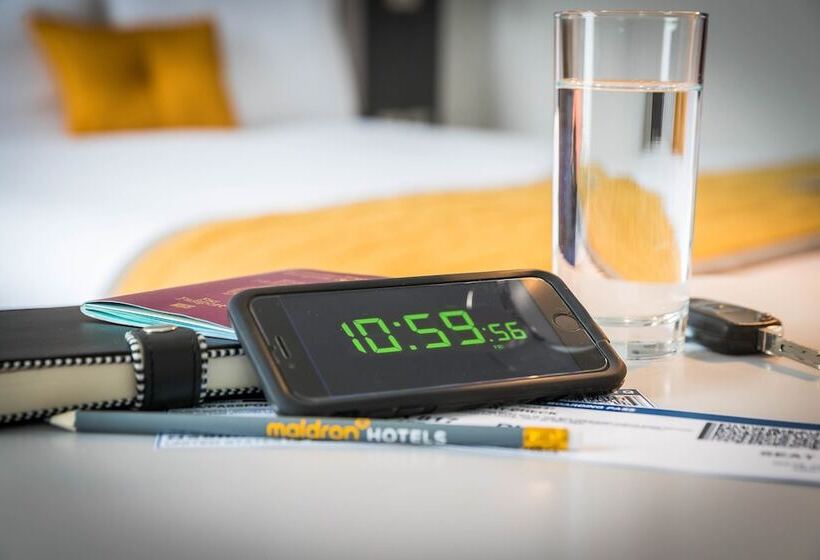 스탠다드 트리플 룸, Maldron Hotel Dublin Airport
