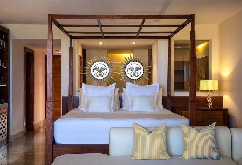 جناح كلوب بإطلالة على البحر, Excellence Playa Mujeres  All Inclusive  Adults Only