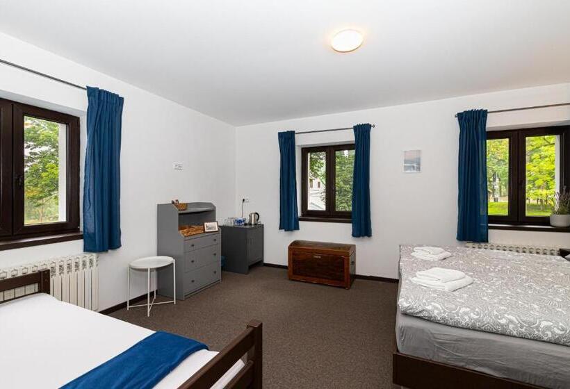Семейный Номер, Horský Hotel Sport