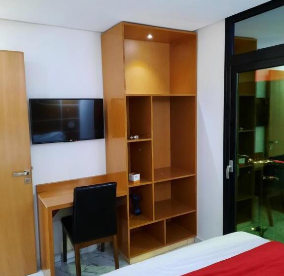 آپارتمان 2 خوابه, Appart Hotel Puerto Marino