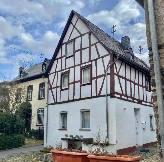 Апартаменты 1 Спальня, Altes Pfarrhaus
