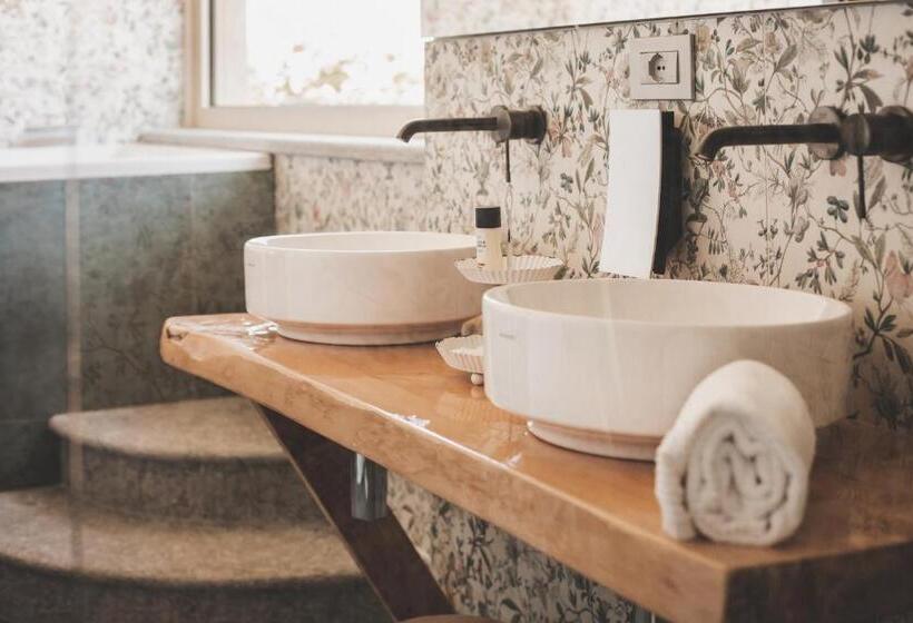 Полулюкс Одноместный с Террасой, Relais Almaranto